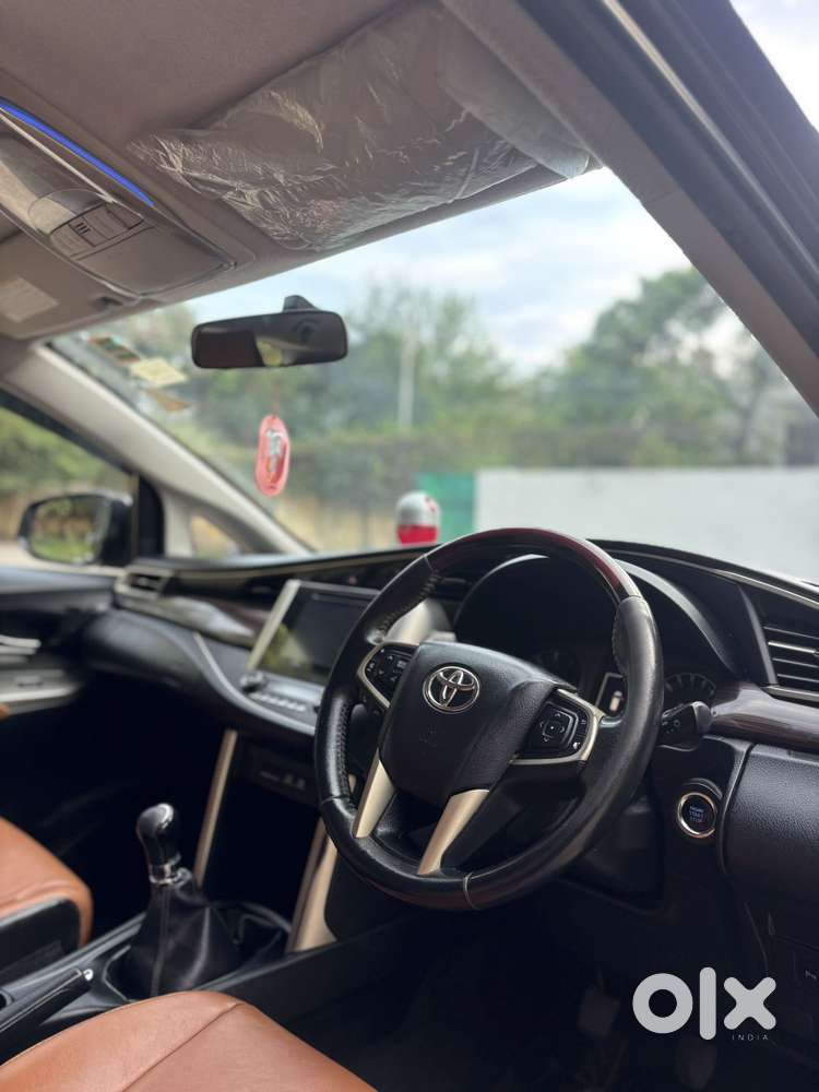 Toyota Innova Crysta 2.4 V 7 Str, 2017, Diesel