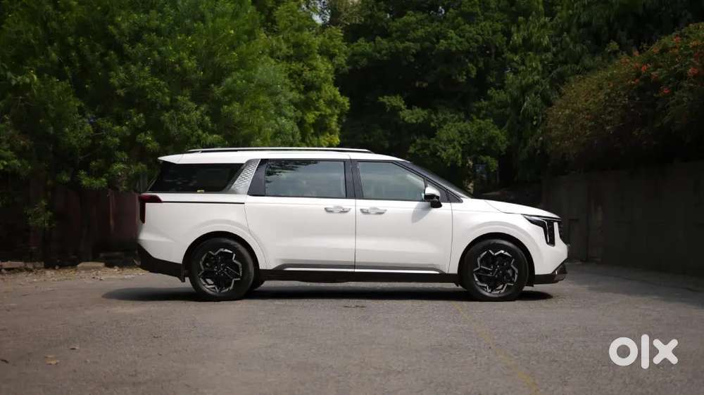 Kia Carnival Limousine 2025