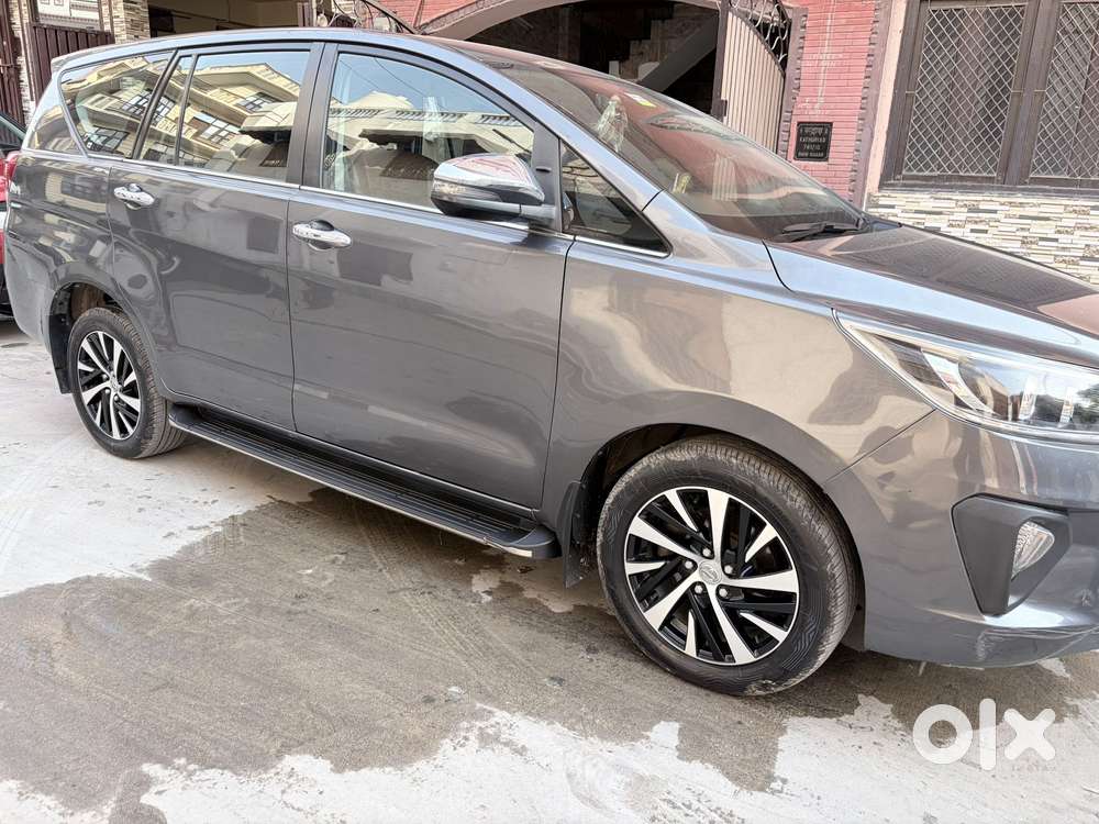 Toyota Innova Crysta Zx 2.4 Diesel 7 Seater, 2022, Diesel