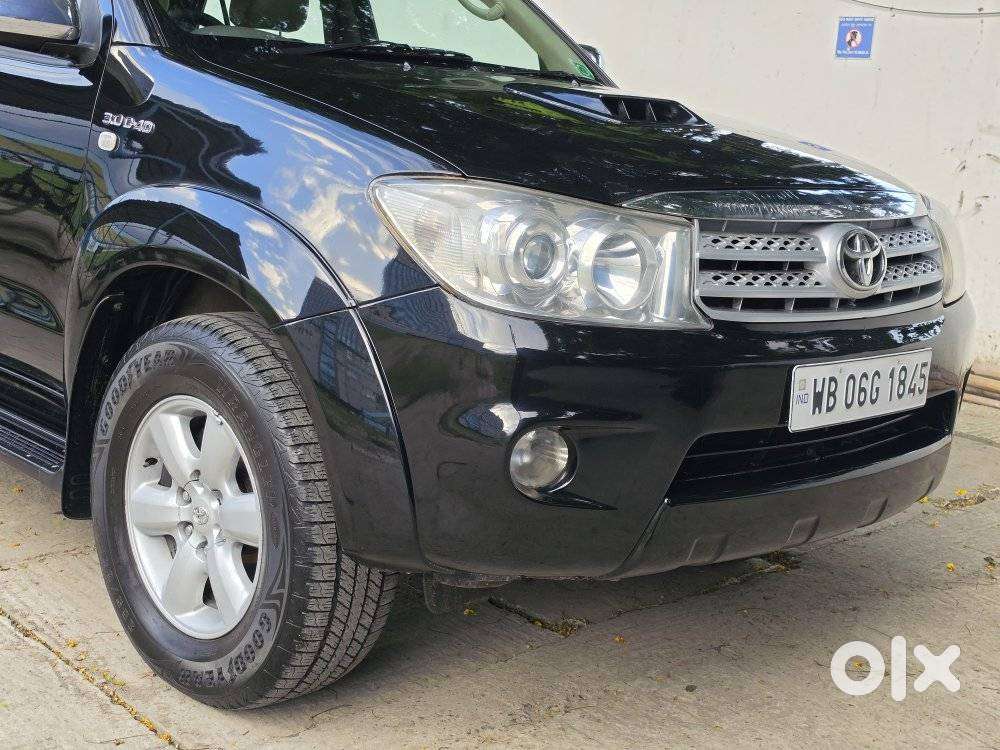 Toyota Fortuner 3.0 4x4 Manual, 2011, Diesel