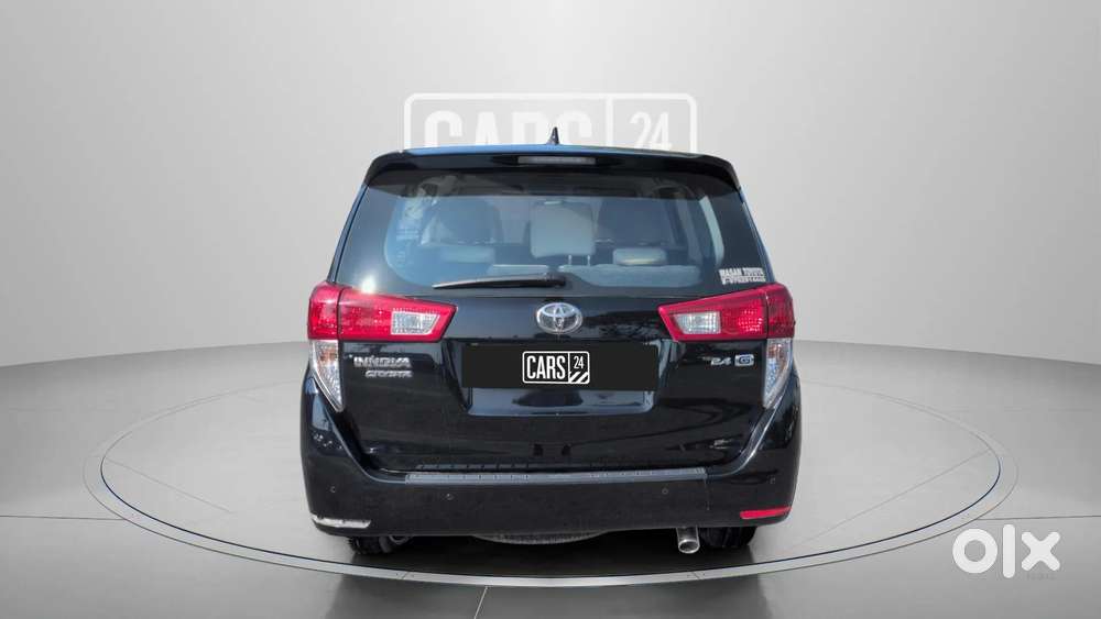 Toyota Innova Crysta 2.4 G Mt 8s, 2022, Diesel