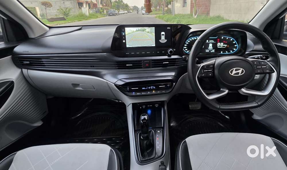 Hyundai I20 Asta (o) 1.2 Ivt, 2024, Petrol