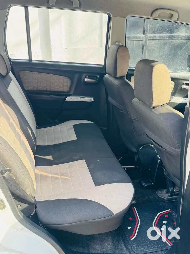 Maruti Suzuki Wagon R Vxi, 2013, Petrol