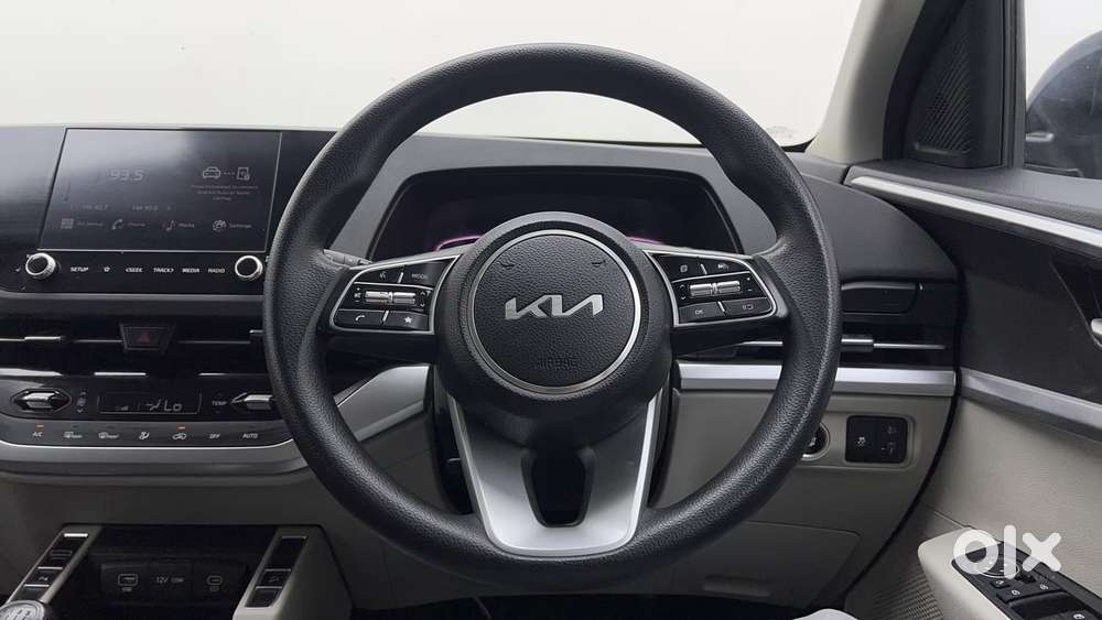 Kia Carens 1.4 Prestige Plus Turbo 7 Str, 2022, Petrol