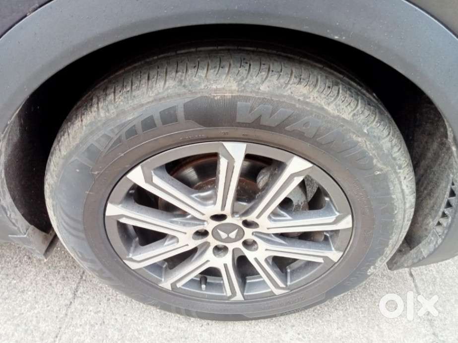 Mahindra Xuv700 Ax7 Luxury Pack Awd, 2023, Petrol