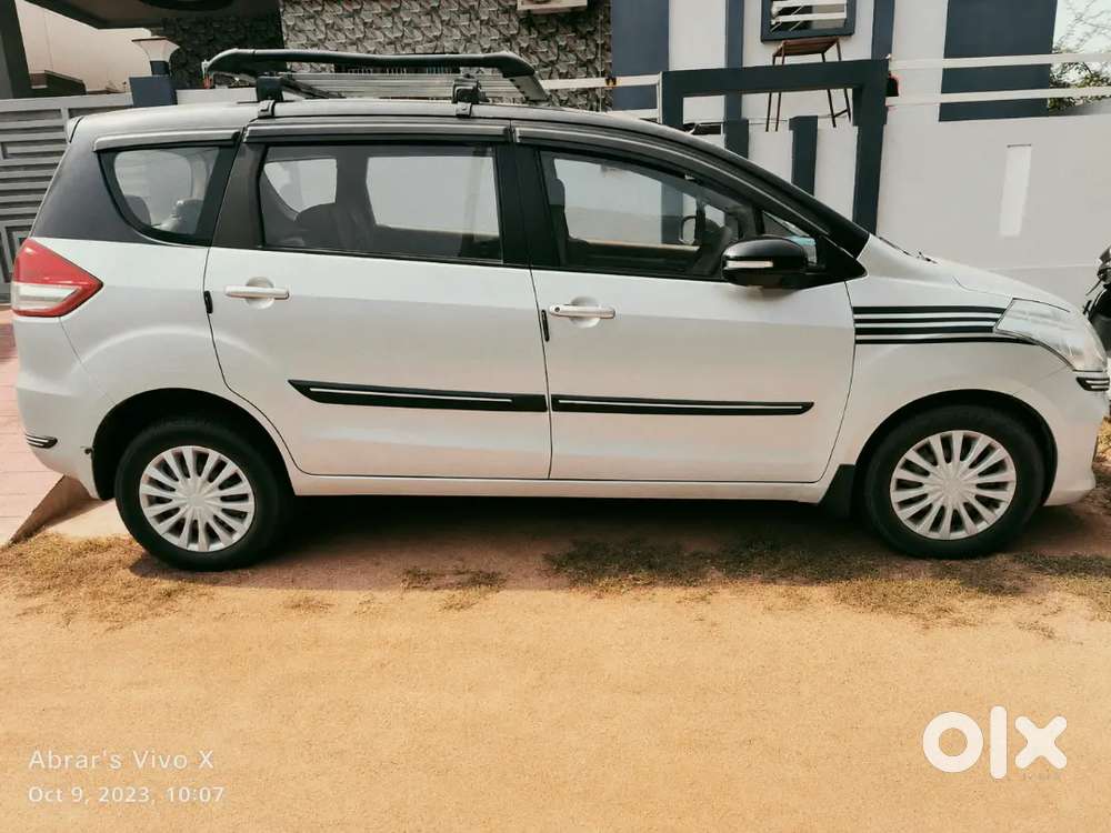 Maruti Suzuki Ertiga 2012.