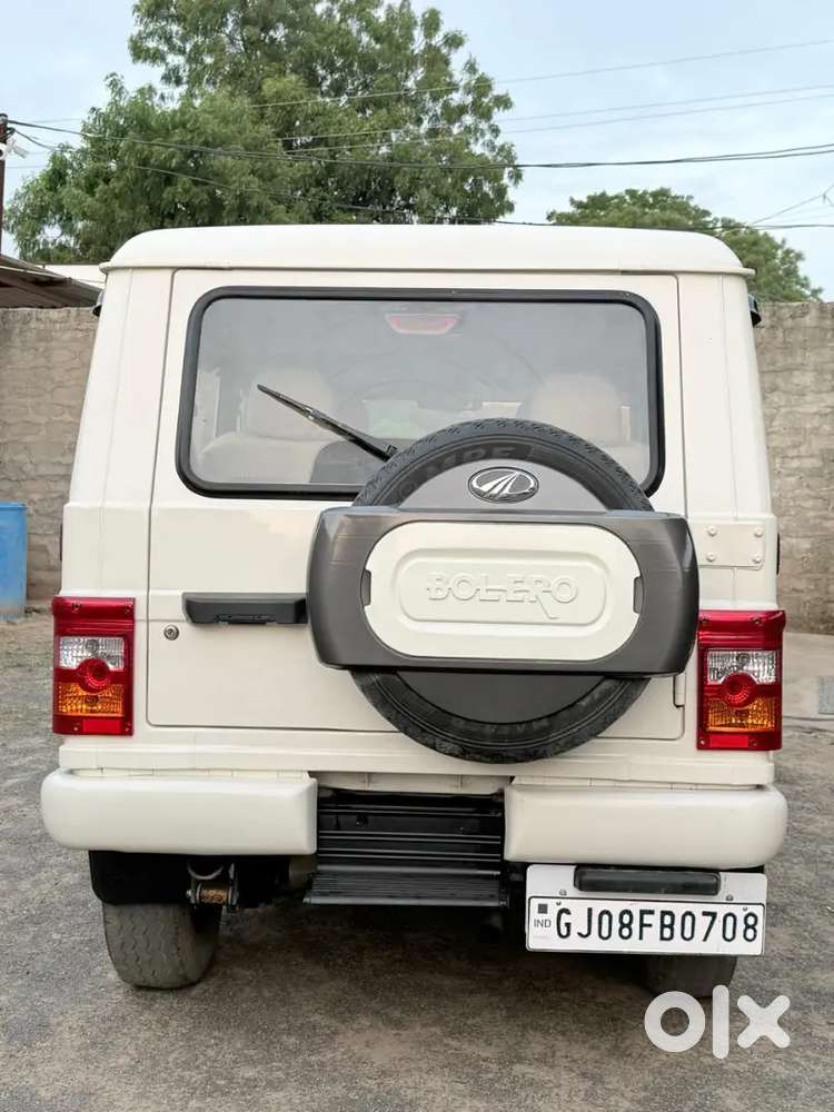 Mahindra Bolero 2016 कार