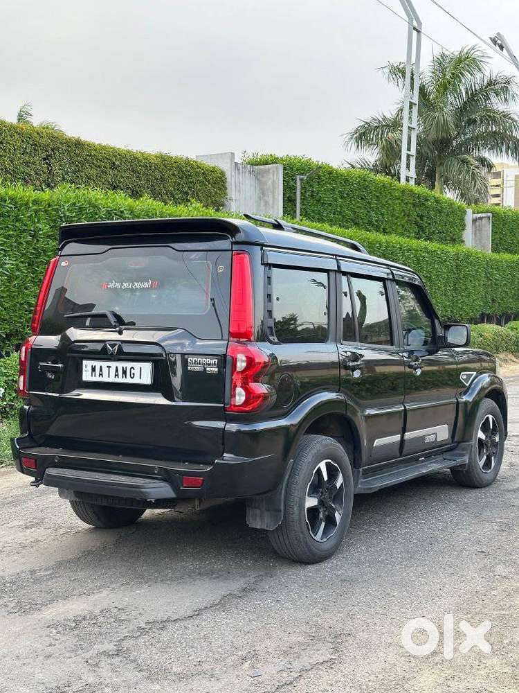 Mahindra Scorpio Classic 2.2 S 11 Mt 7 Str, 2024, Diesel