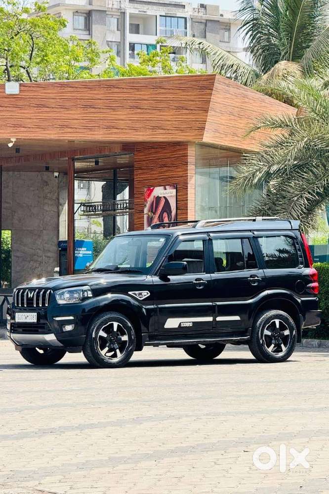 Mahindra Scorpio Classic 2.2 S 11 Mt 7 Str, 2023, Diesel