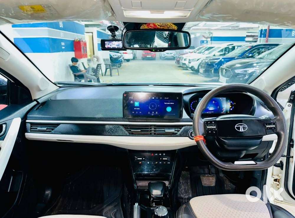 Tata Nexon Creative Plus S 1.2 Revotron Petrol 6 Amt, 2023, Petrol