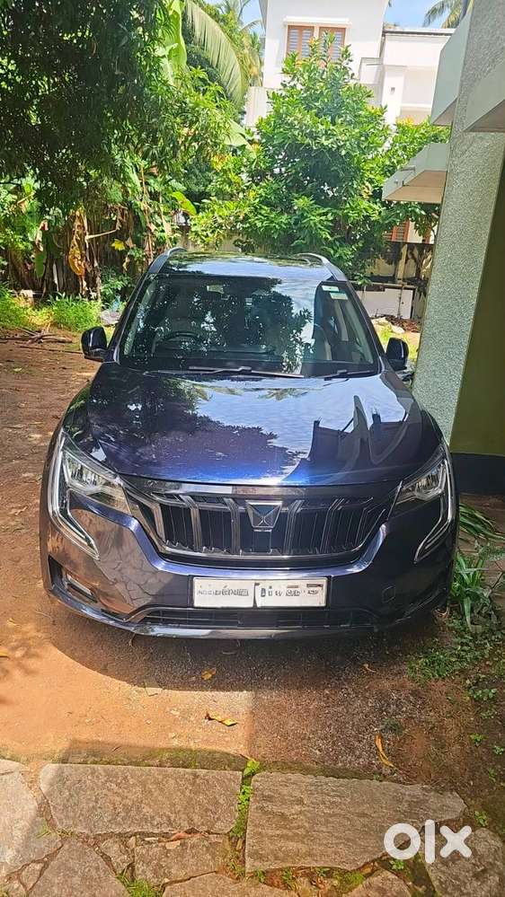 Mahindra Xuv700 2022 Diesel Well Maintained