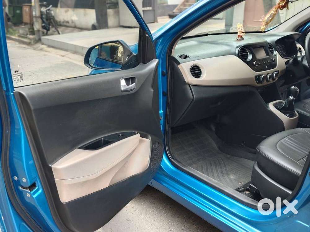 Hyundai Grand I10 Sportz, 2017, Petrol