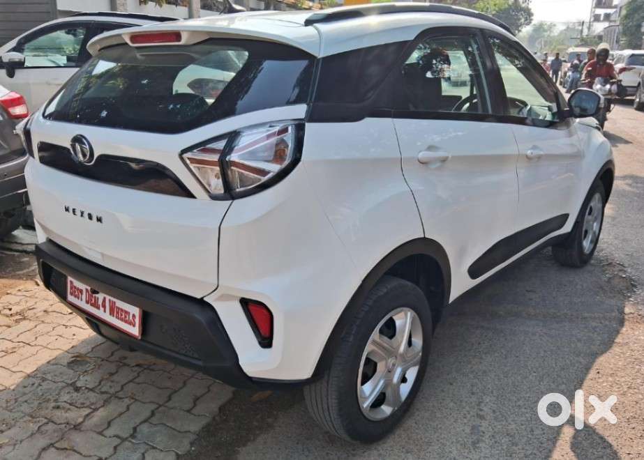 Tata Nexon 1.5 Revotorq Xm (s), 2023, Diesel