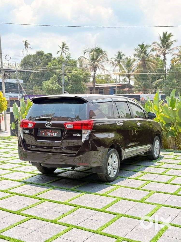 Toyota Innova Crysta 2.8 Z, 2016, Diesel