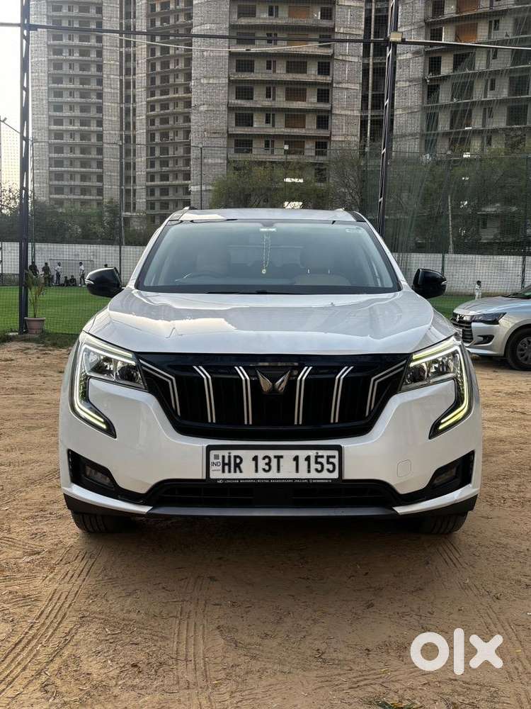 Mahindra Xuv700 Ax3