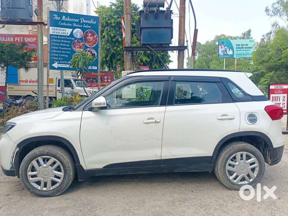 Maruti Suzuki Brezza 1.5 Vxi Smart Hybrid, 2022, Petrol
