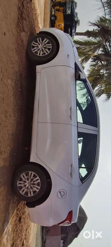 Hyundai Xcent 2018/12 Manufacturing, 2019/08 Registration