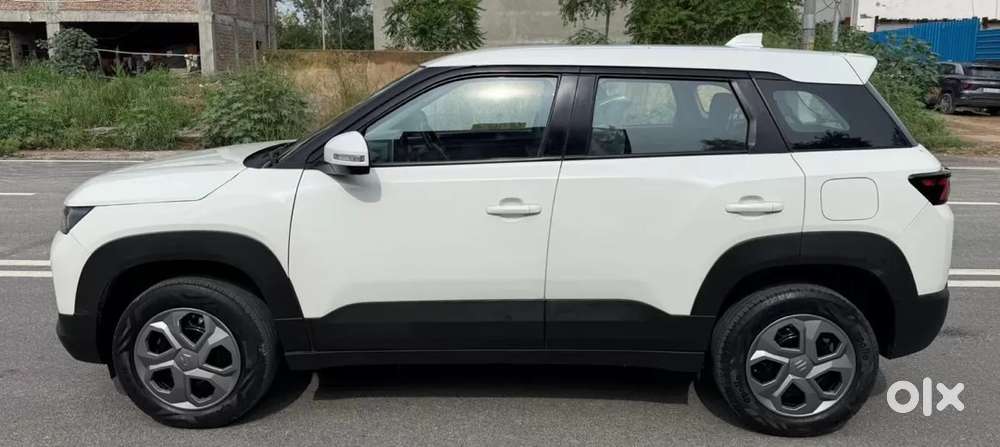 Maruti Suzuki Brezza Vxi At, 2024, Petrol