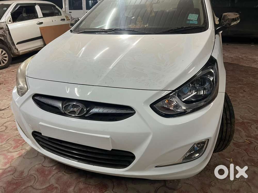 Hyundai Fluidic Verna 2013
