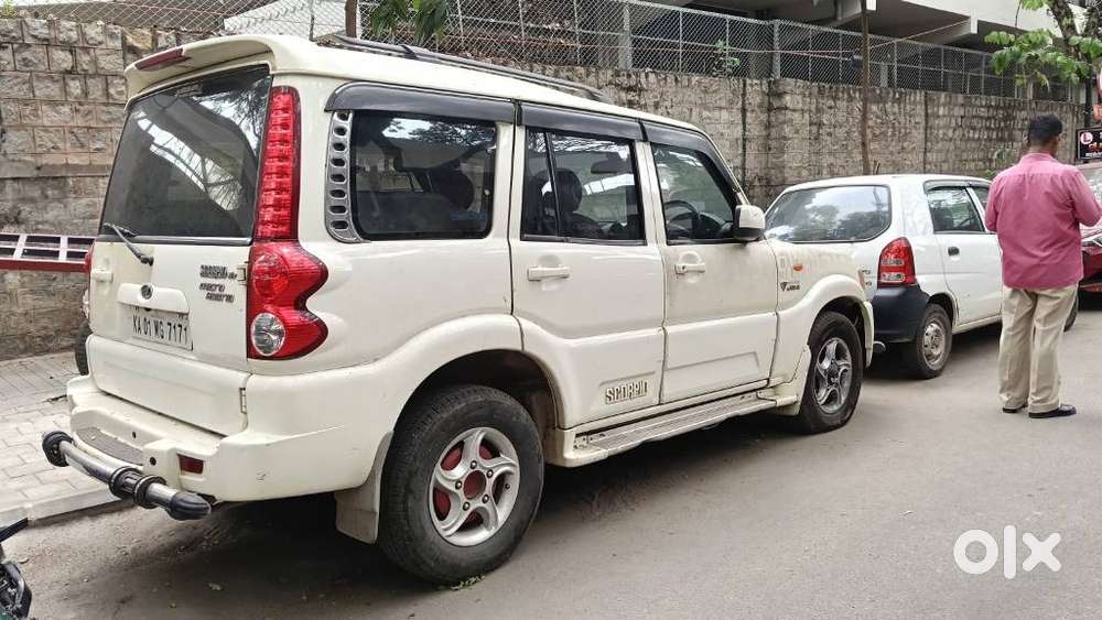 Mahindra Scorpio 2009-2014 Vlx 2wd Abs At Bsiii, 2011, Diesel