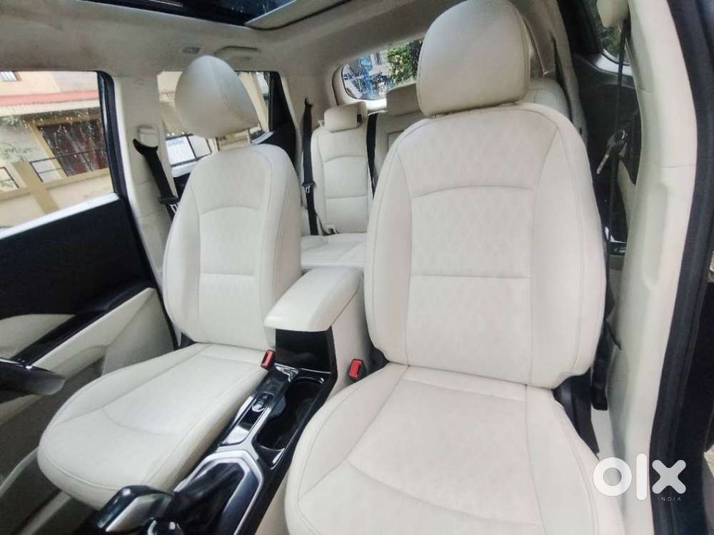 Mahindra Xuv 3xo, 2024, Petrol