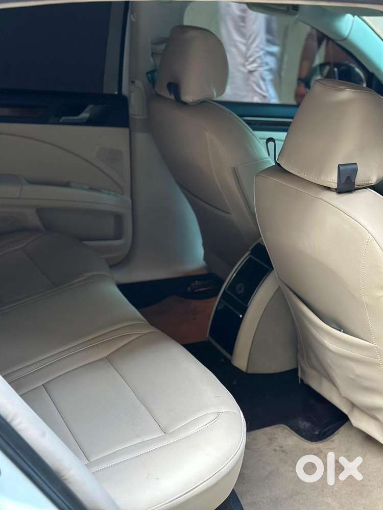 Skoda Superb 2012