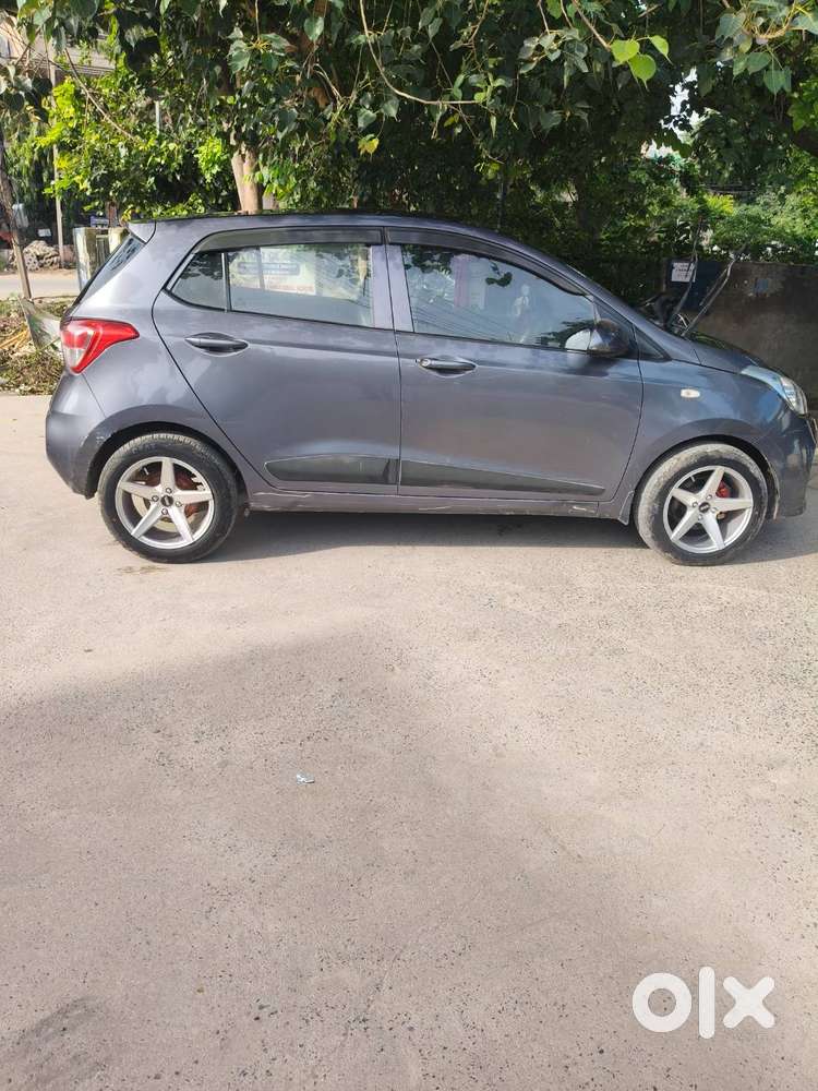 Hyundai I10 2018 Petrol 26500 Km Driven
