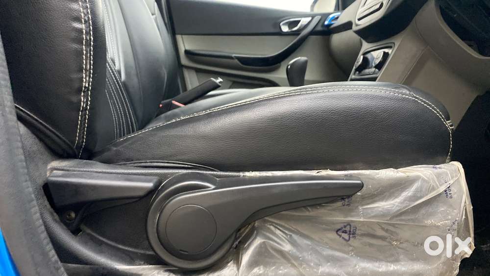 Tata Tiago 1.2 Revotron Xz Plus Dual Tone, 2019, Petrol