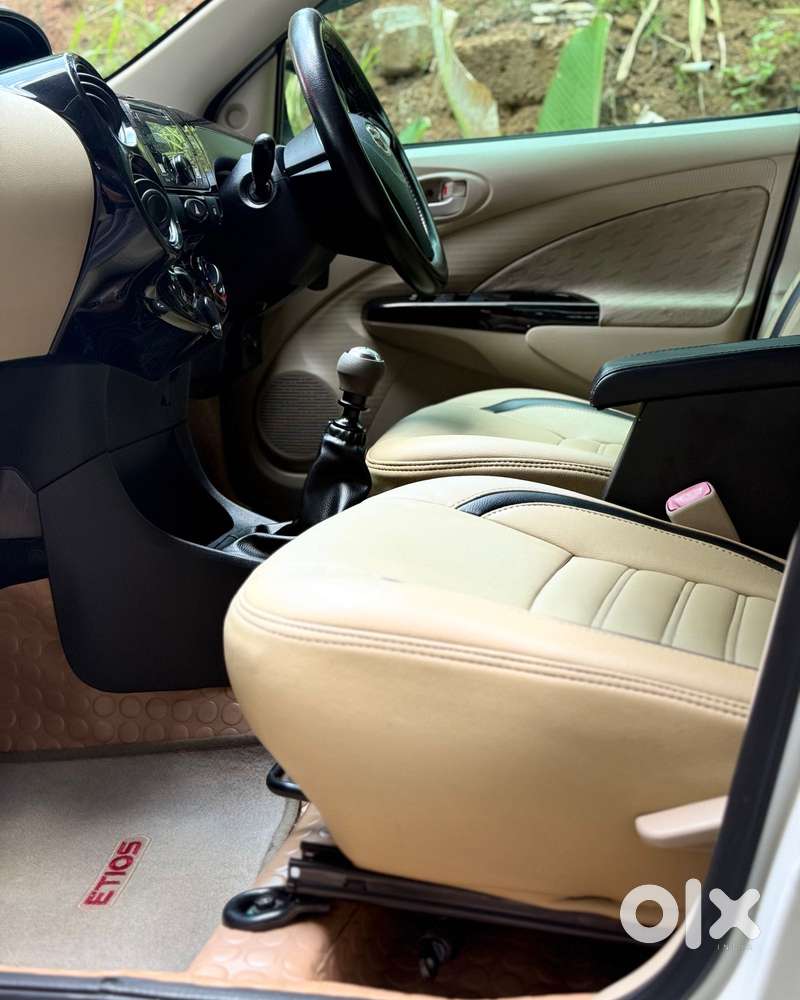 Toyota Etios Liva 1.4 Vd Dual Tone, 2017, Diesel