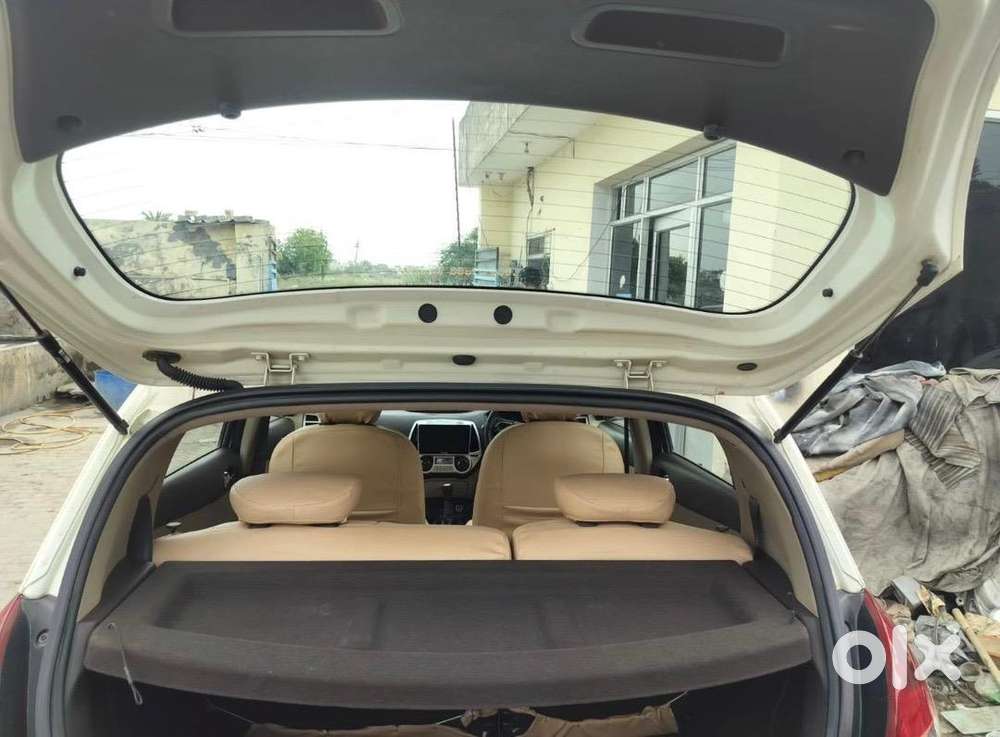 Hyundai Car Manual 2012