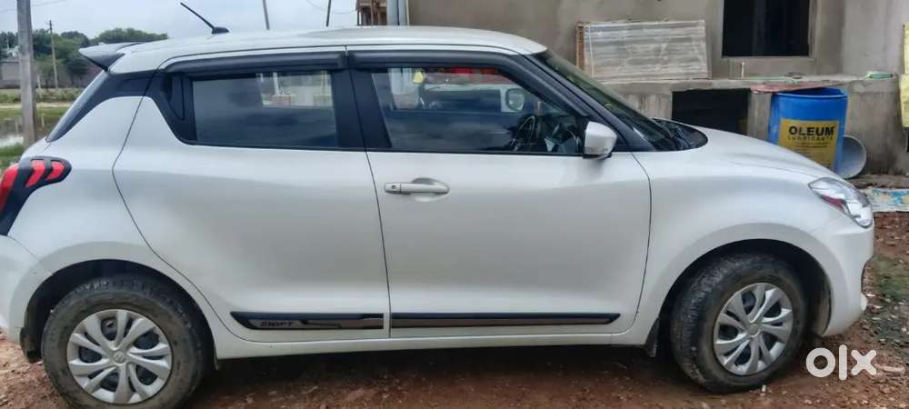Maruti Suzuki Swift Petrol 2023