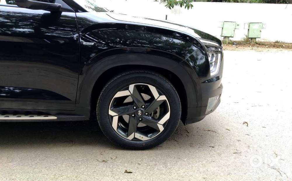 Hyundai Alcazar 2.0 Signature (o) Petrol At 7 Str, 2023, Petrol