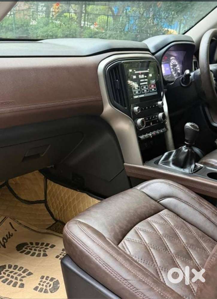 Mahindra Scorpio N Z4 Petrol Mt 7 Str, 2025, Petrol