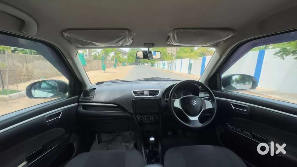 Maruti Suzuki Swift Vxi Optional, 2017, Petrol