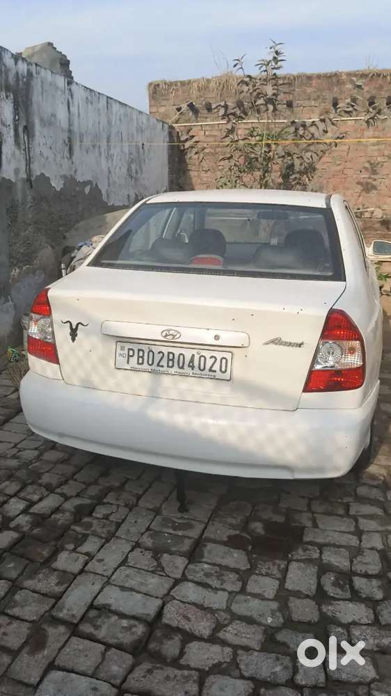 Hyundai Accent 2011 Petrol 100000 Km Driven