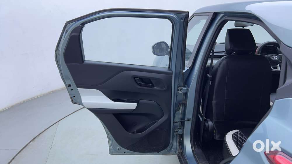 Tata Punch 1.2 Revotron Accomplished Dazzle Pack Amt, 2022, Petrol