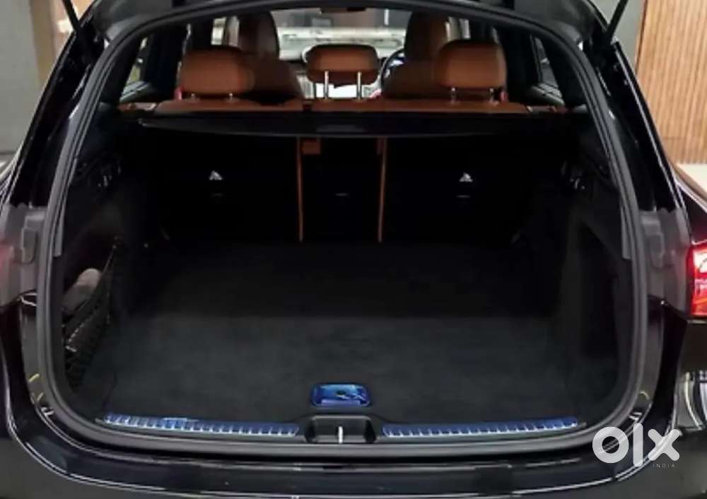 Mercedes-benz Glc 2024 Petrol Well Maintained