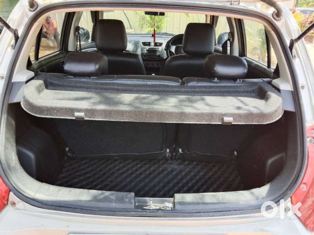 Maruti Suzuki Swift Vxi 1.2 Abs Bs-iv, 2015, Petrol