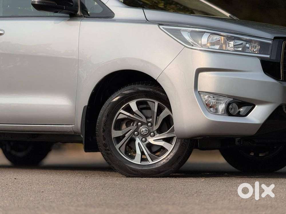 Toyota Innova Crysta 2.4 G Mt, 2022, Diesel