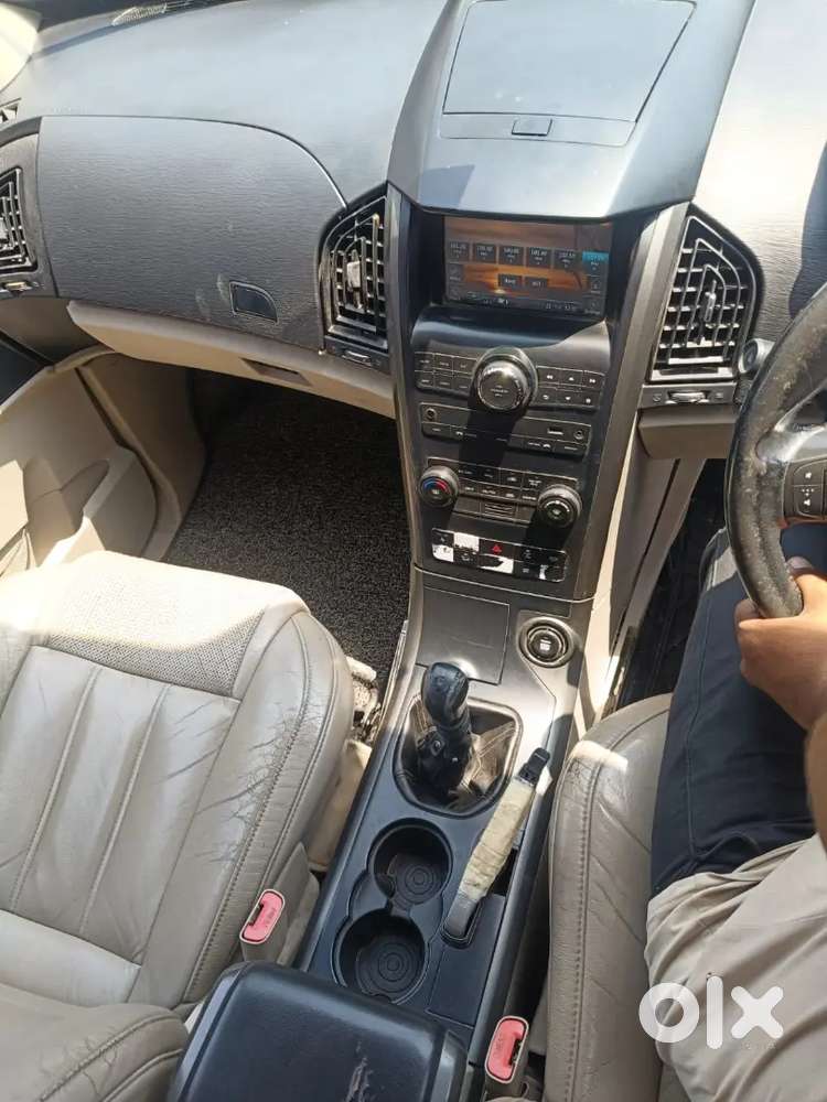 Mahindra Xuv500 2.2 2015