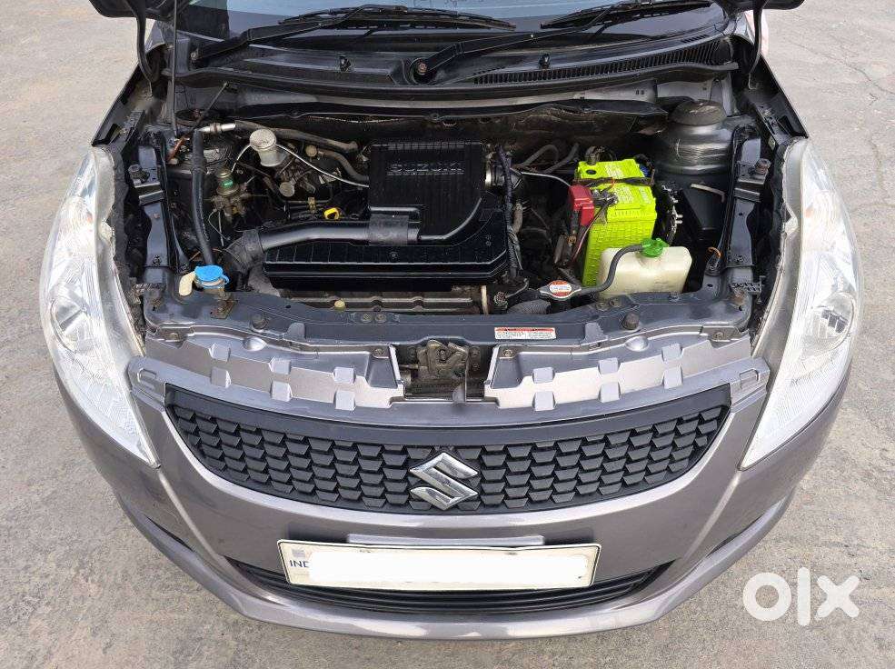 Maruti Suzuki Swift Vxi + Manual, 2012, Petrol