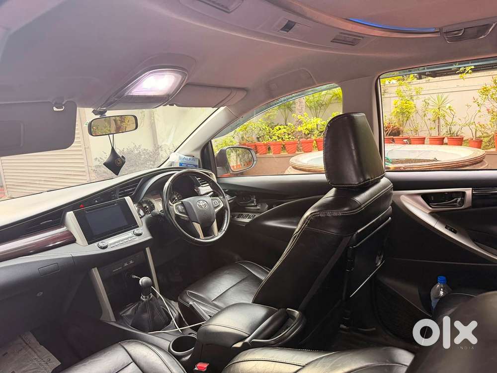 Toyota Innova Crysta 2017 V Diesel Manual