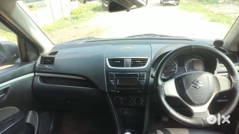 Maruti Suzuki Swift Vxi Optional, 2017, Petrol