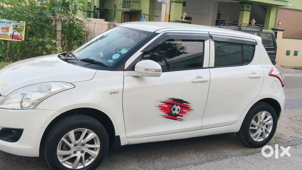 Maruti Suzuki Swift 2018 Zxi Plus, 2013, Petrol