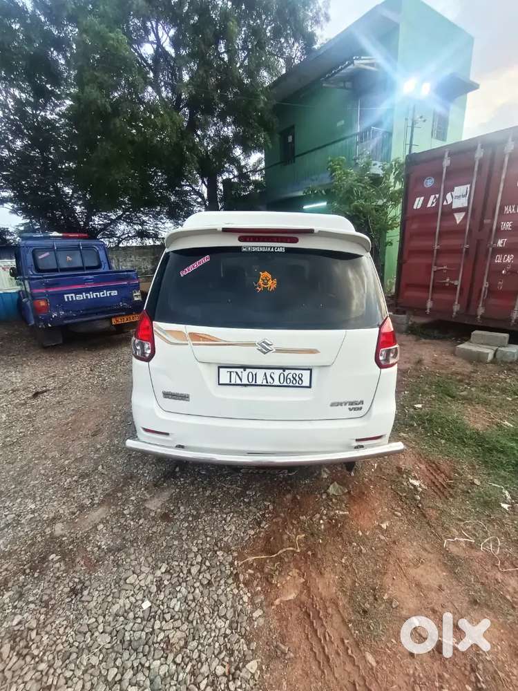 Maruti Suzuki Ertiga 2012 Diesel 180000 Km Driven