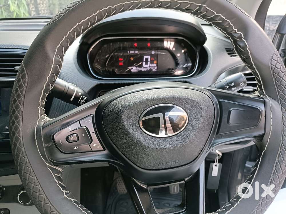 Tata Tiago 1.2 Revotron Xt (o), 2024, Petrol