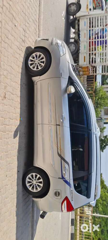 Maruti Suzuki Ertiga 2013