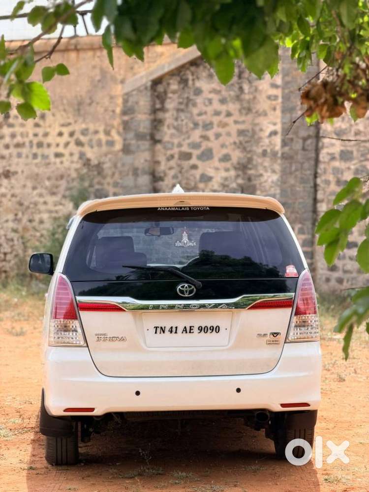 Toyota Innova 2.5 V 7 Str, 2011, Diesel