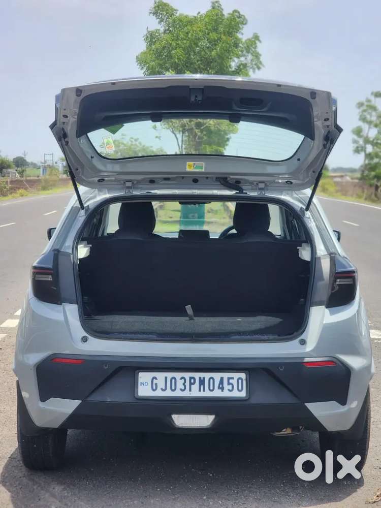 Tata Altroz Xm Plus 2025 Cng