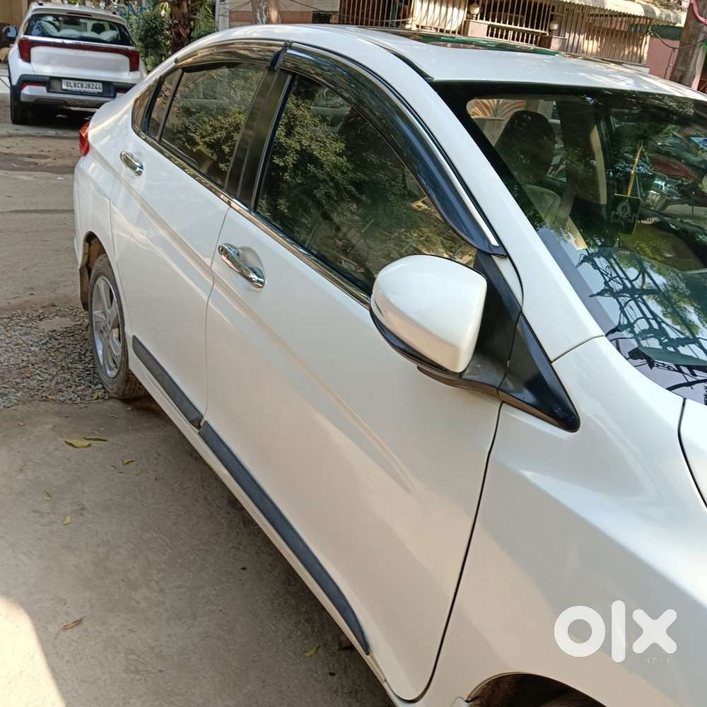 Honda City Hybrid 2015